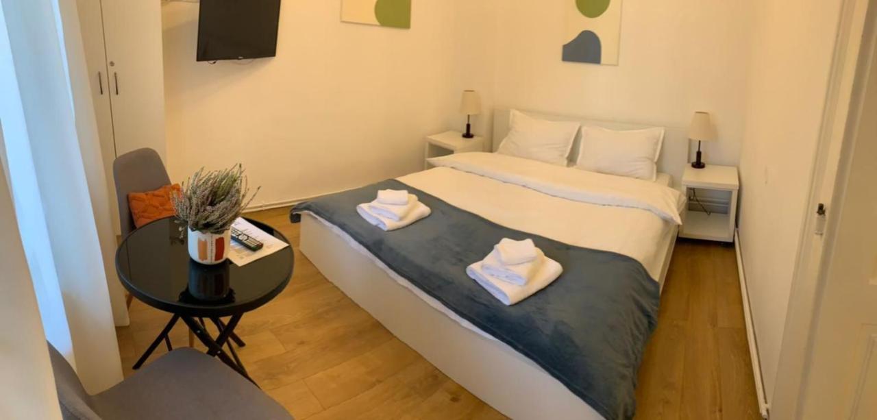 Apartament Plopilor Studios Sibiu Exterior photo